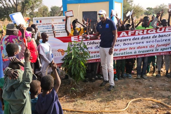 Suivi-évaluation du forage + vergers arbres fruitiers au Nord du Cameroun